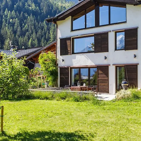 Alpstuga Plein Centre - Savoyard Moderne - Happy Chamonix